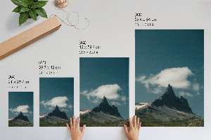 Retro plakát Horská majestátnost